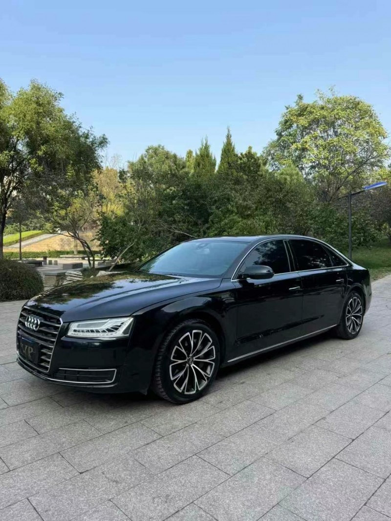 邢台17年奥迪A8L2