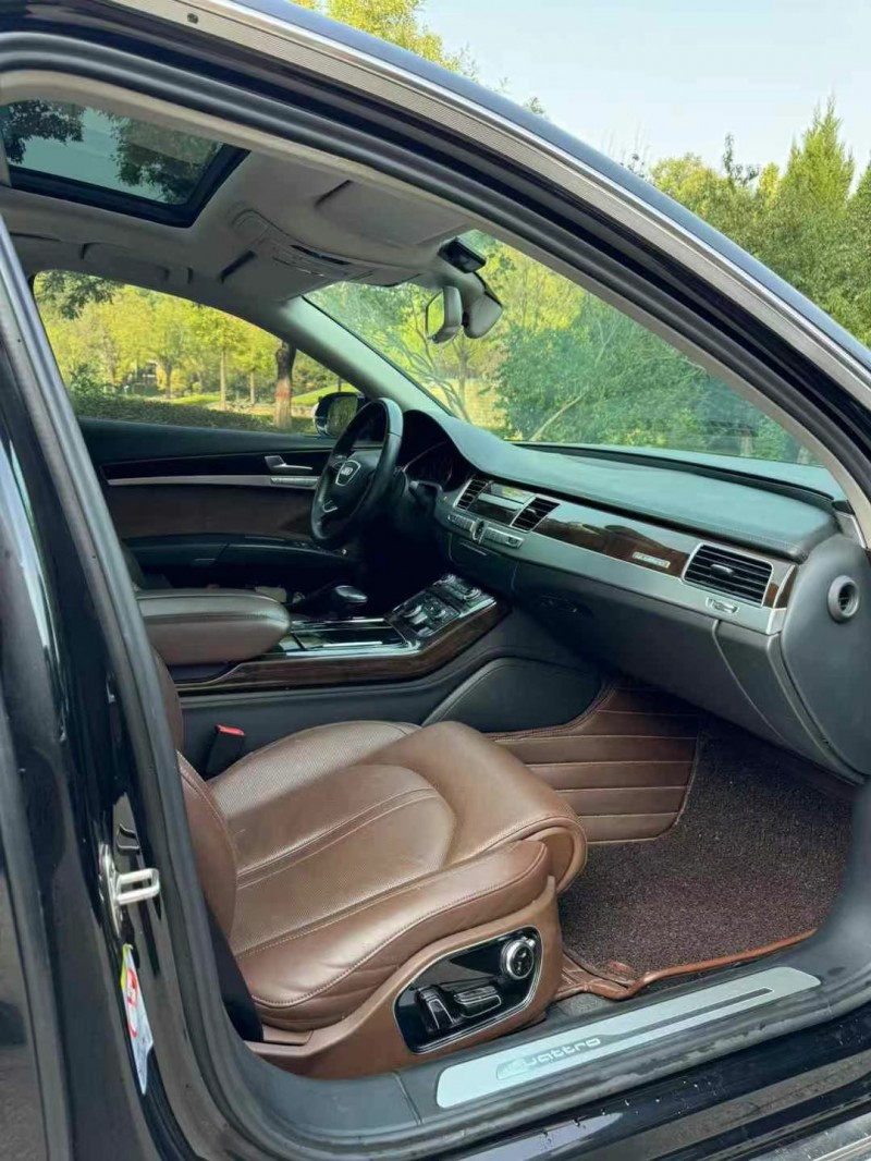 邢台17年奥迪A8L7