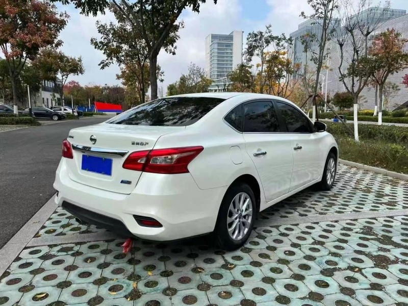 南昌16年日產軒逸3