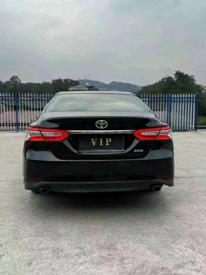 邵阳18年丰田凯美瑞4