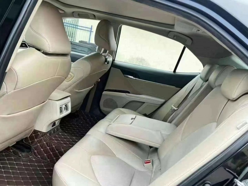 邵阳18年丰田凯美瑞6