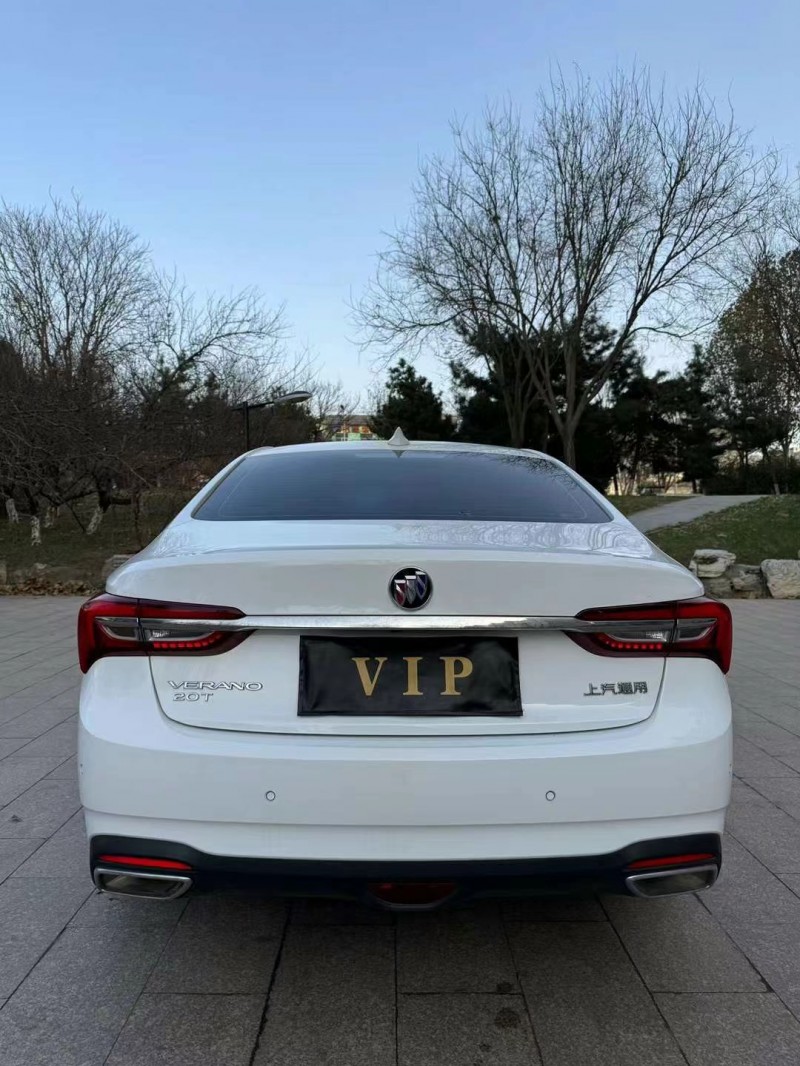 邢台22年别克威朗9