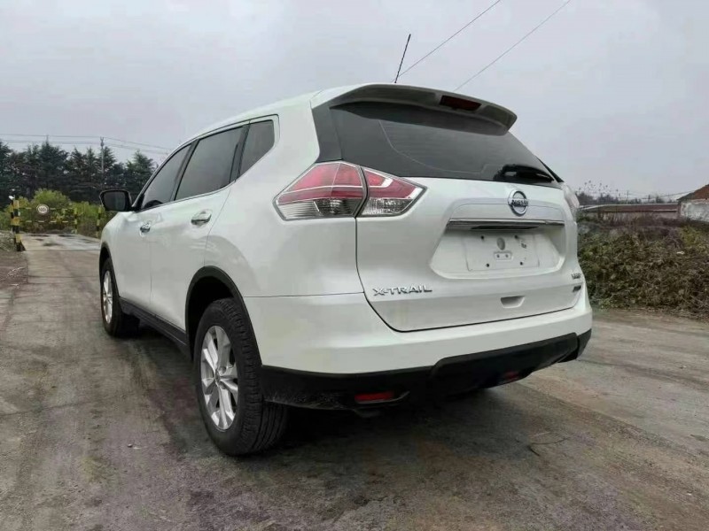 聊城16年日產奇駿7