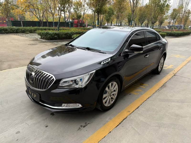 济宁16年别克君越2