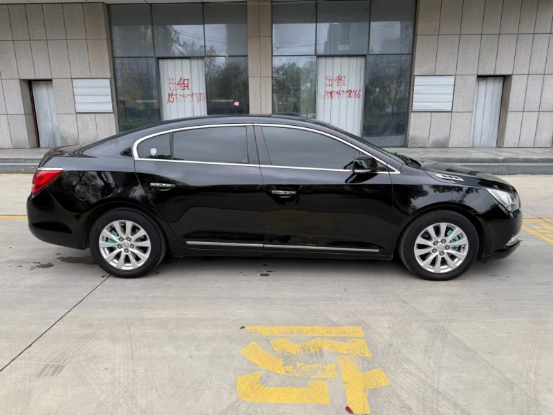 济宁16年别克君越7