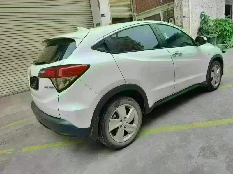 广州22年本田缤智8