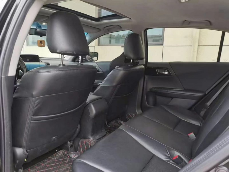 保定18年本田雅阁8