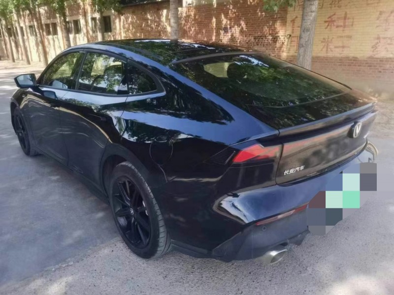 保定23年长安汽车UNI-V6