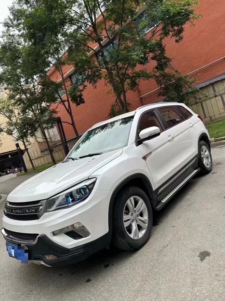 成都17年长安汽车CS752