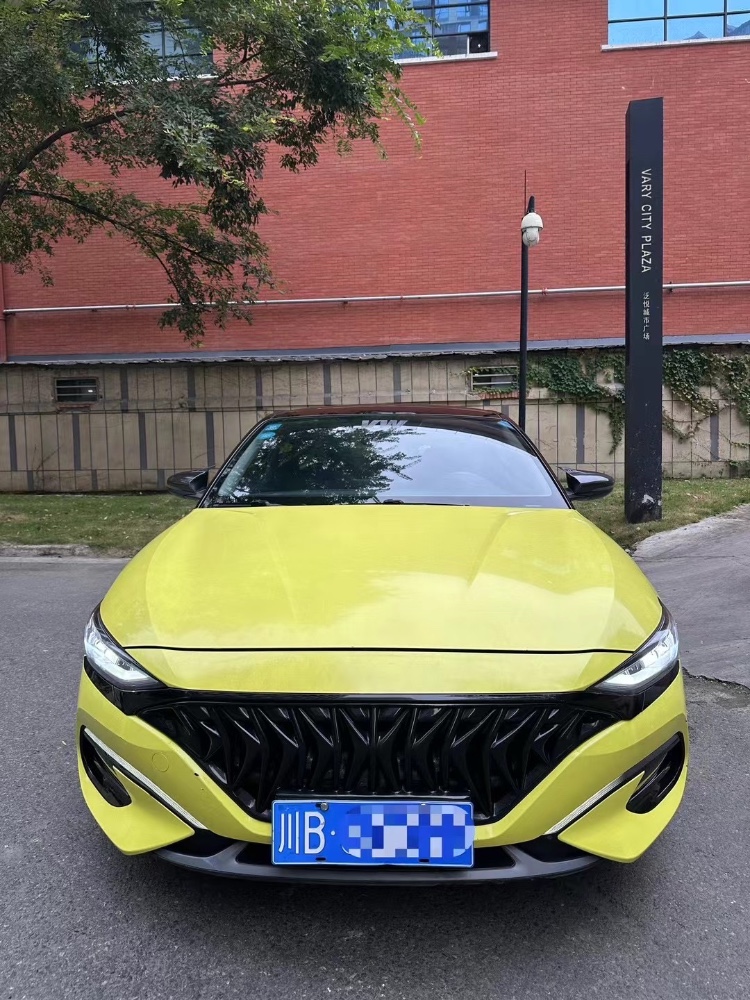 成都20年现代菲斯塔1