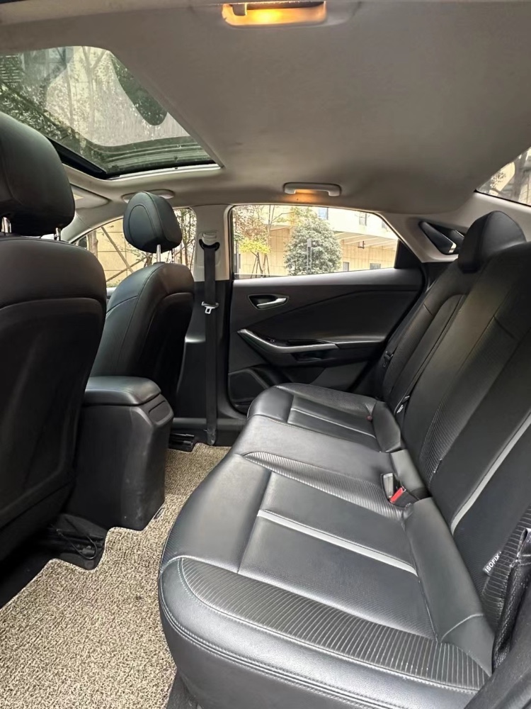 成都20年现代菲斯塔7