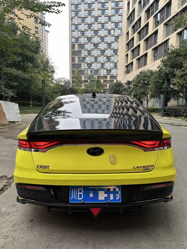 成都20年现代菲斯塔9