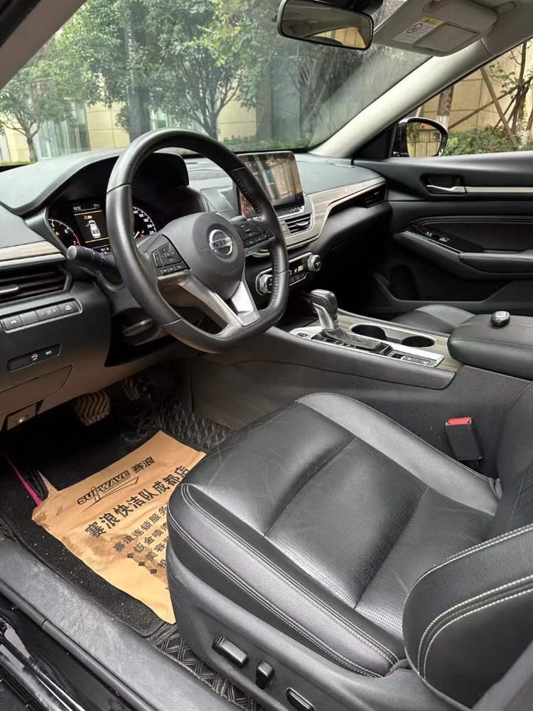 成都22年日产天籁6