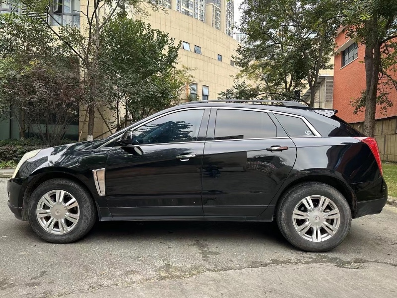 成都13年凯迪拉克SRX3