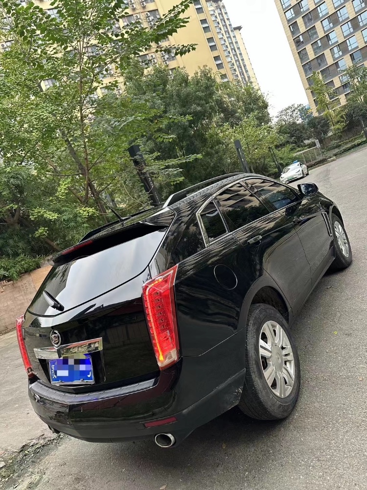 成都13年凯迪拉克SRX8