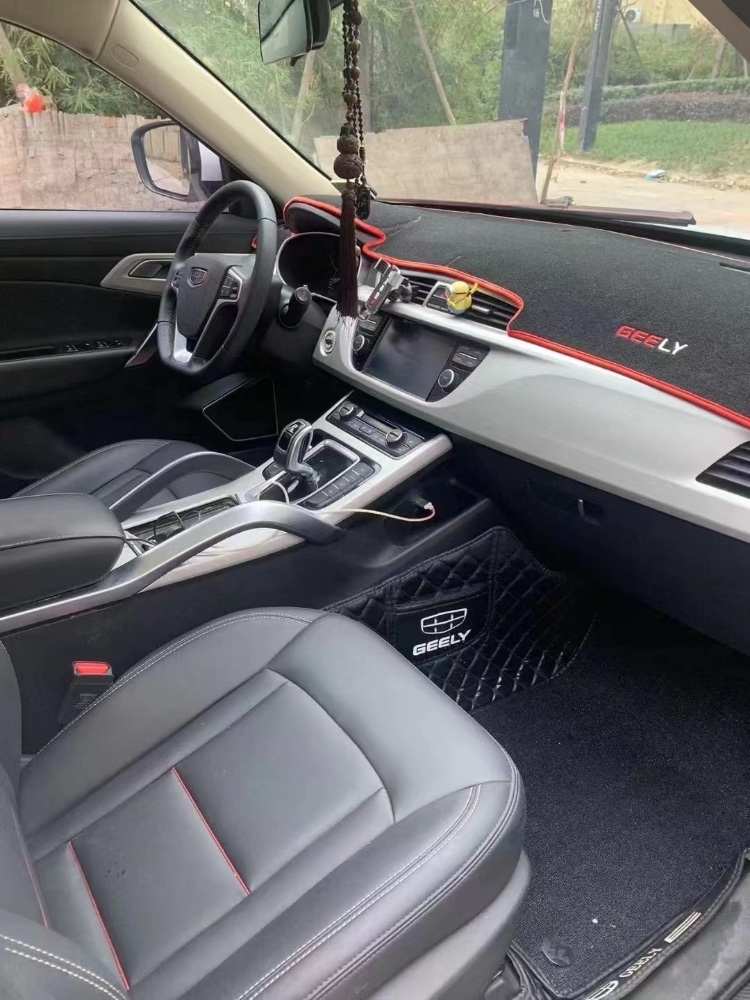 成都20年吉利博越6