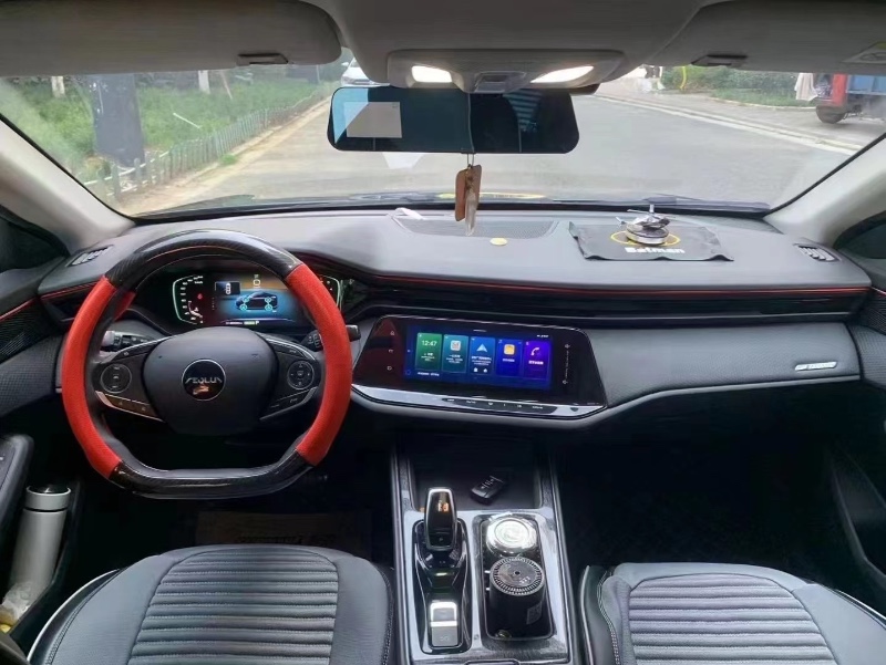 成都23年东风奕炫5