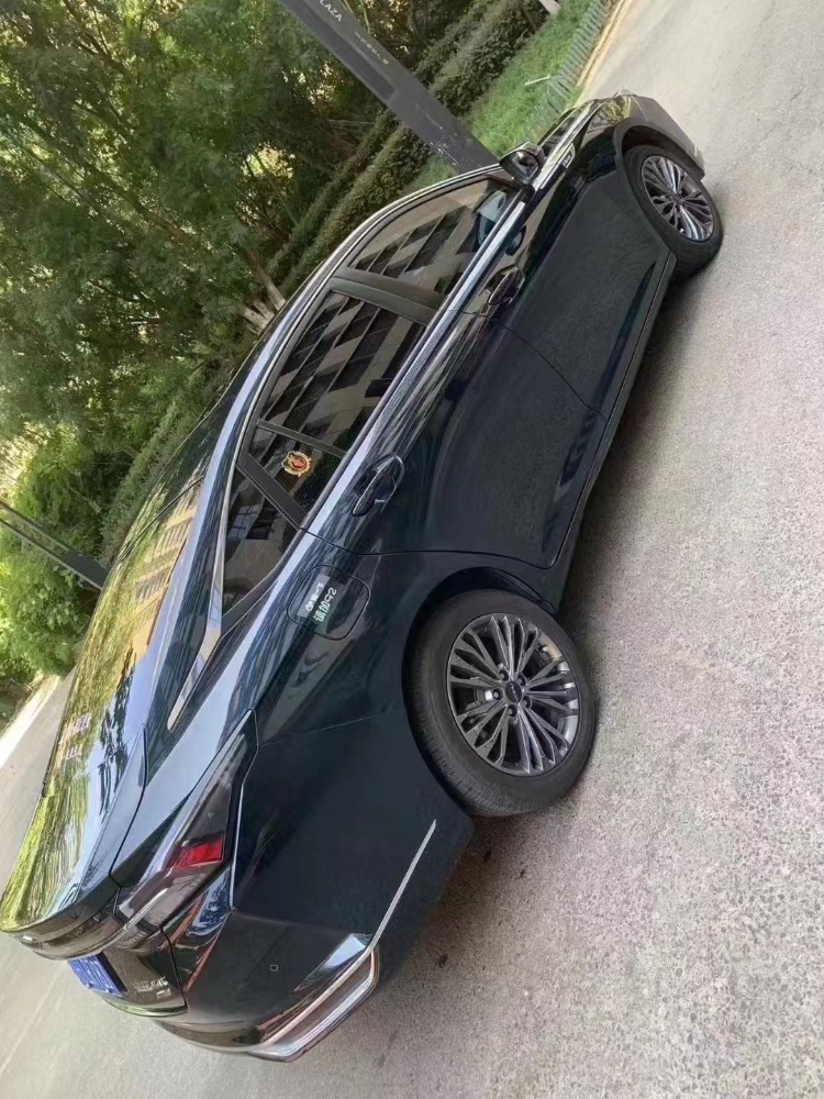 成都23年东风奕炫8