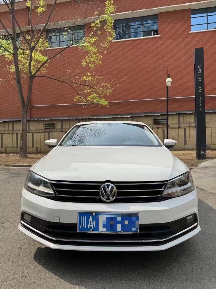 成都18年大众速腾1