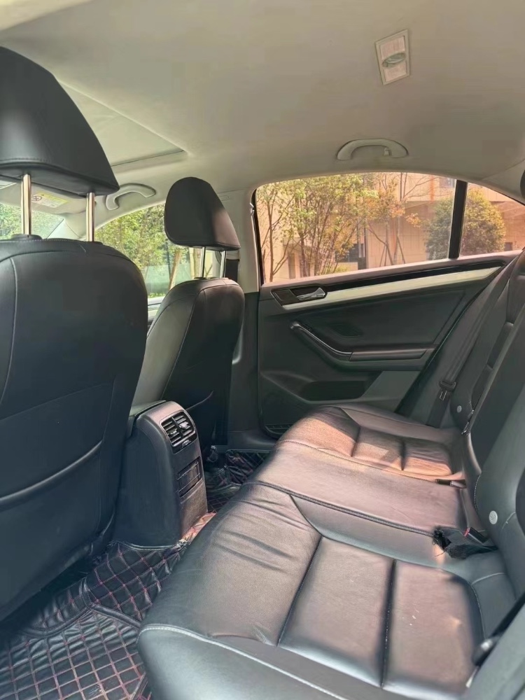 成都18年大众速腾7