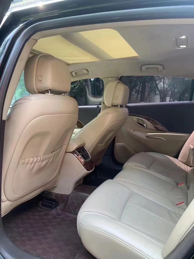 成都15年别克君越6