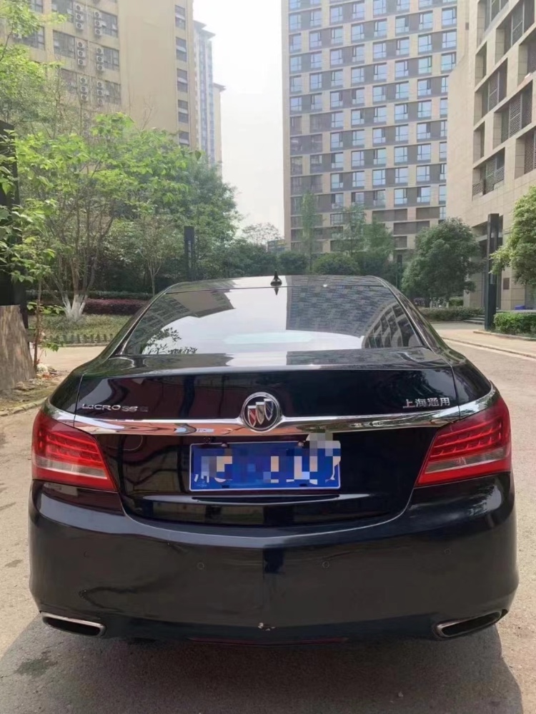 成都15年别克君越9