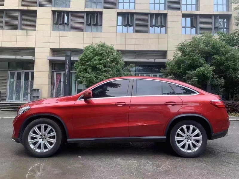 成都17年奔驰GLE3