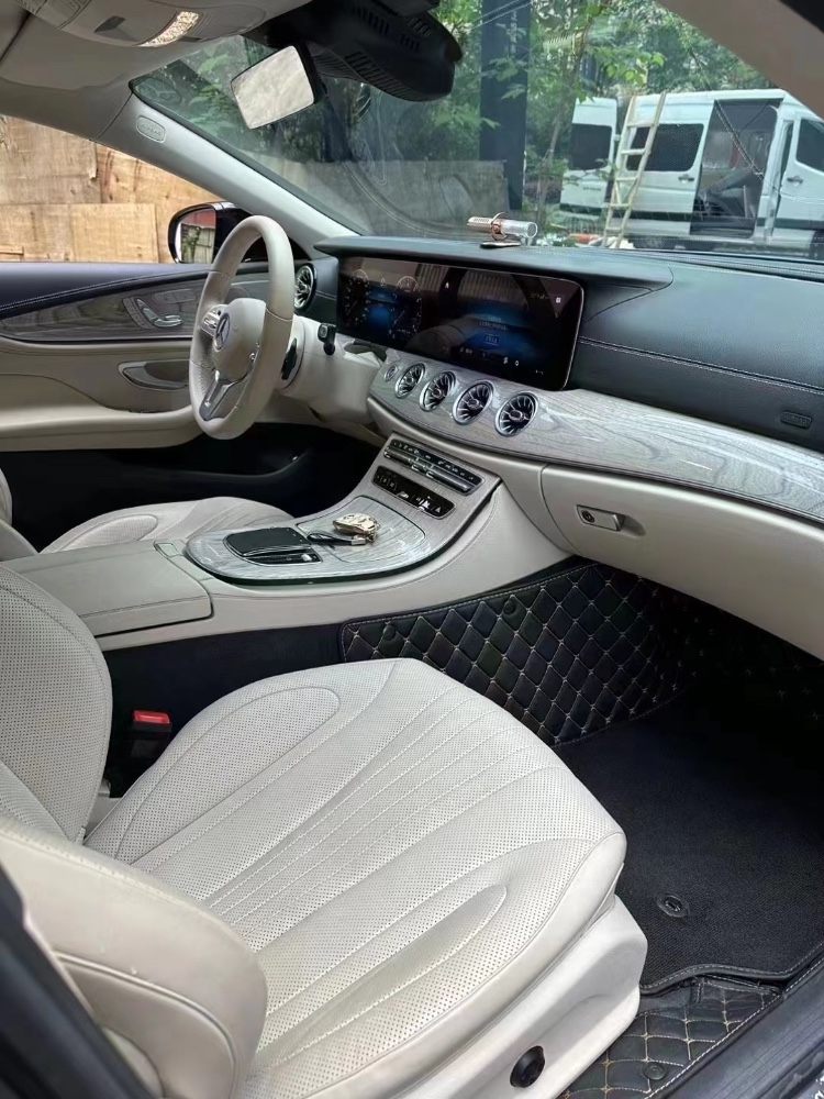 成都22年奔驰CLS4