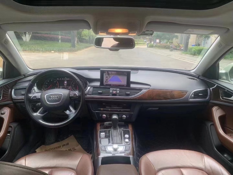 成都16年奥迪A6L5