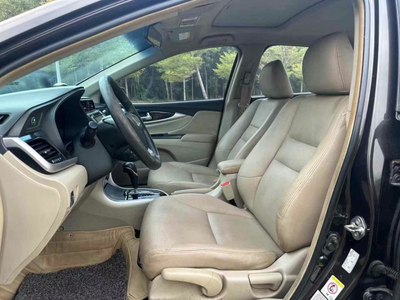 广州14年本田凌派7