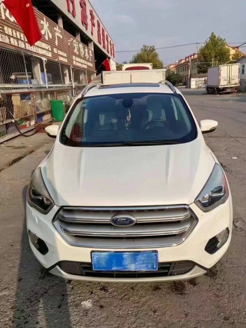 青岛18年福特翼虎1