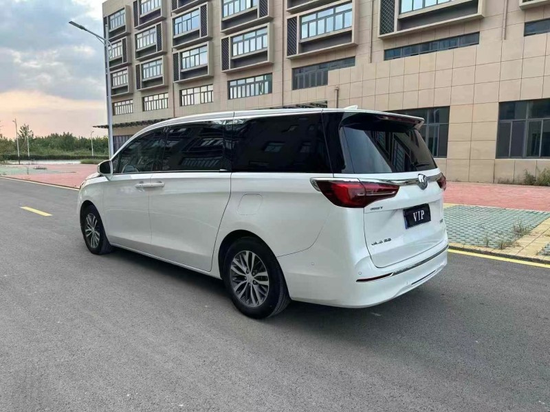 徐州22年别克GL87