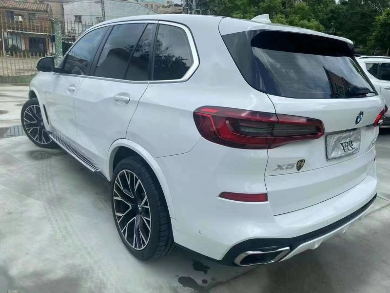 广州19年宝马X54