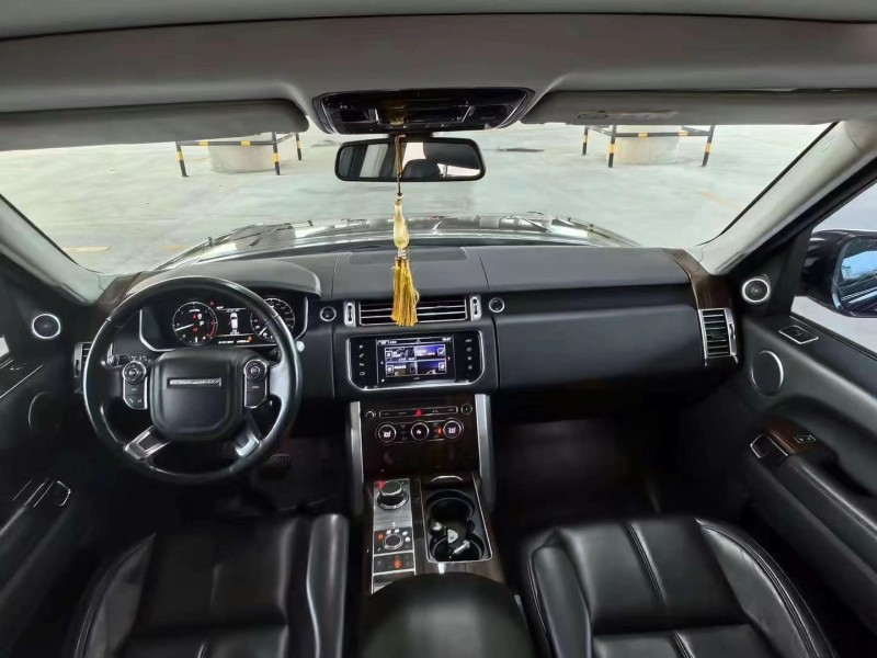 广州16年路虎揽胜行政8