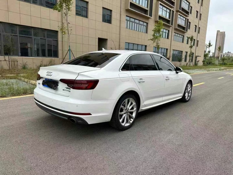 徐州18年奥迪A4L8