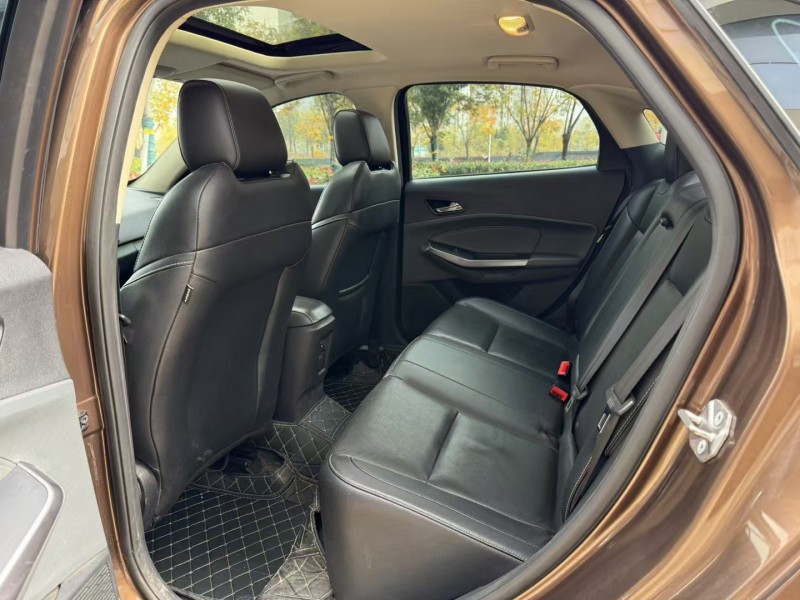 济宁17年福特福睿斯6