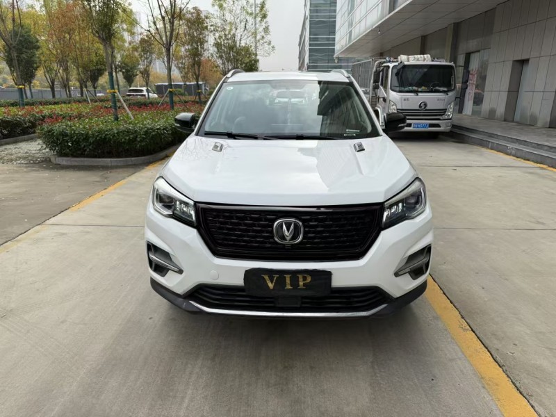 济宁21年长安汽车CS751