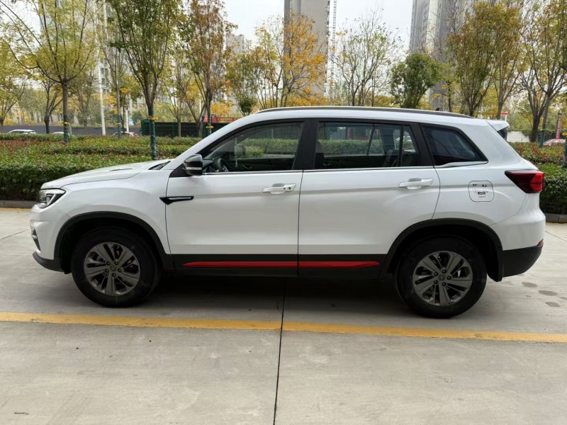 济宁21年长安汽车CS757