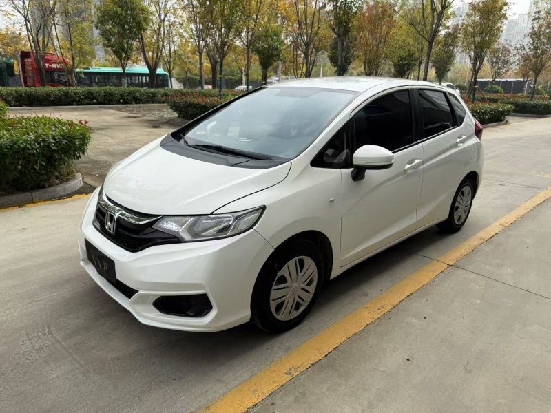 济宁19年本田飞度2