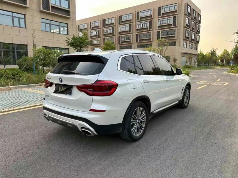 徐州19年宝马X38