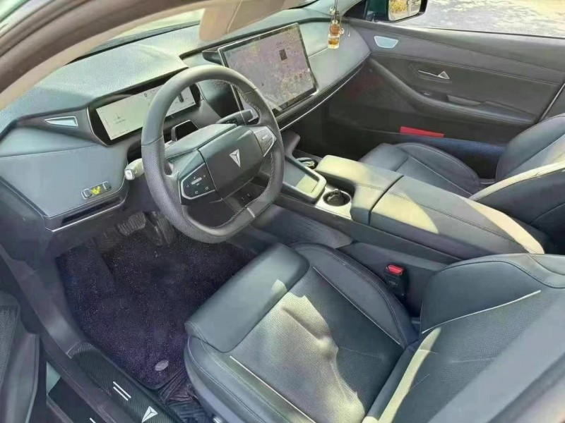 广州23年长安汽车深蓝6