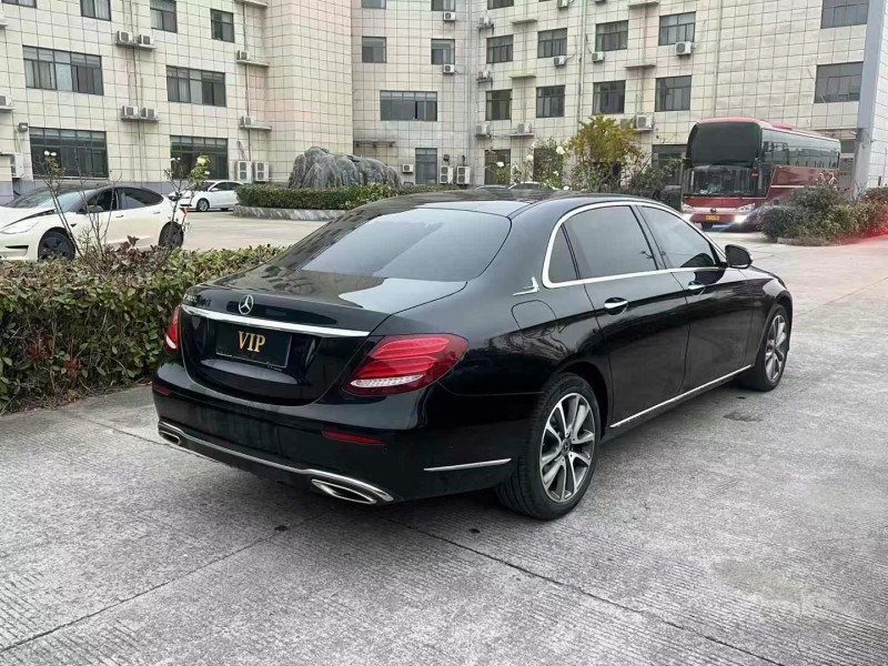 徐州19年奔驰E8