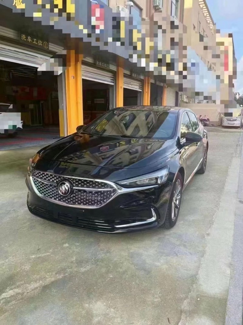 青岛20年别克君越2