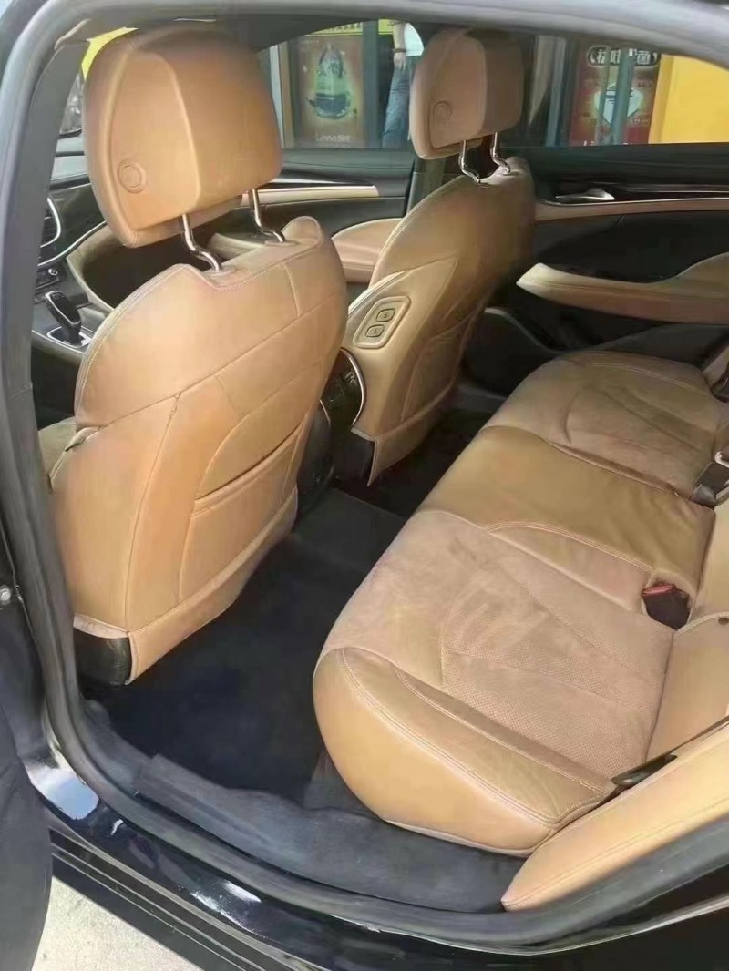 青岛20年别克君越3