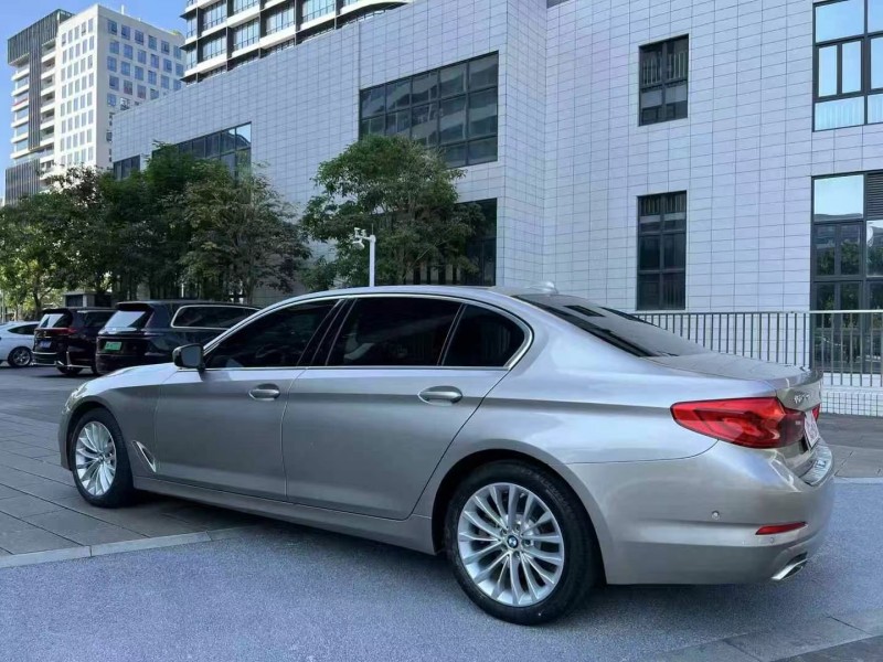 广州20年宝马5系5