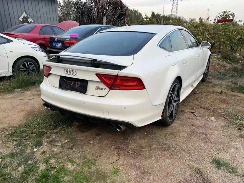 济宁14年奥迪A7L5