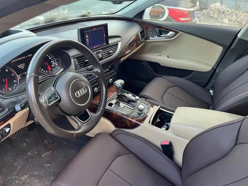 济宁14年奥迪A7L6