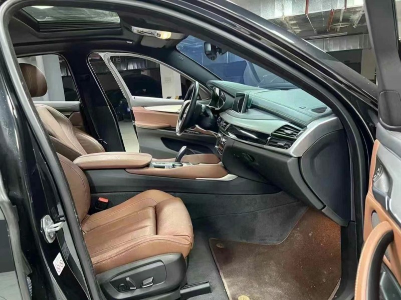 成都19年宝马X65