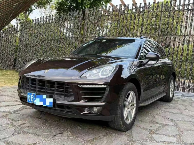 广州16年保时捷Macan3