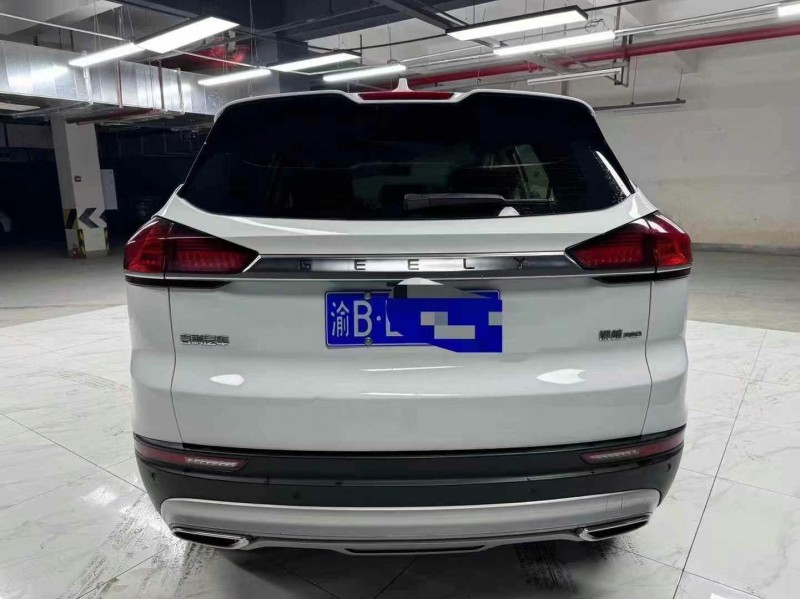 成都19年吉利博越4